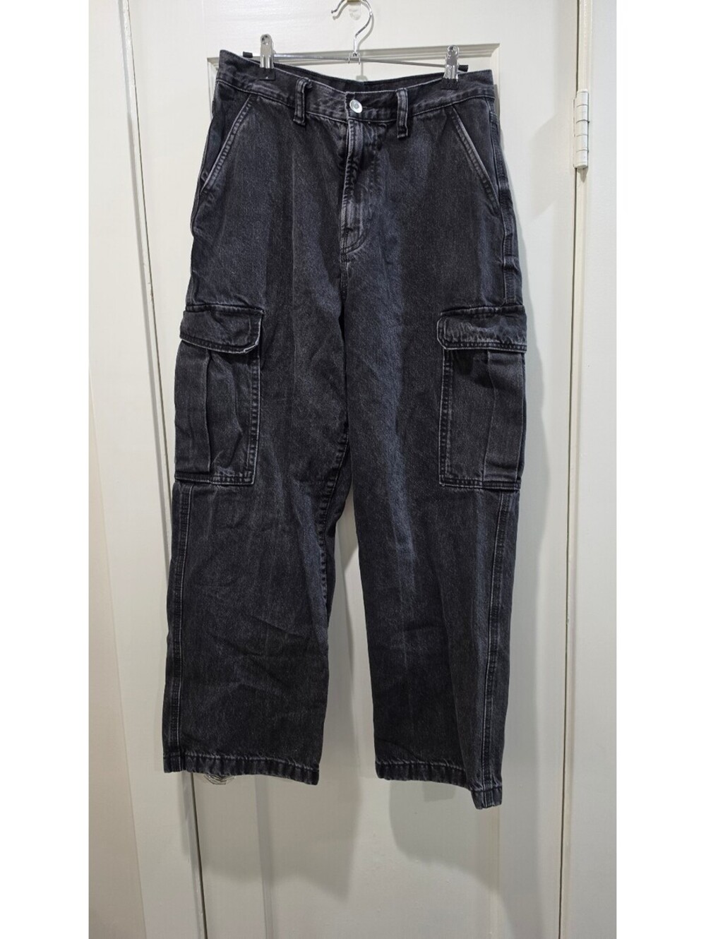 H&M Baggy Fit Cargo Pants Black US 30/32